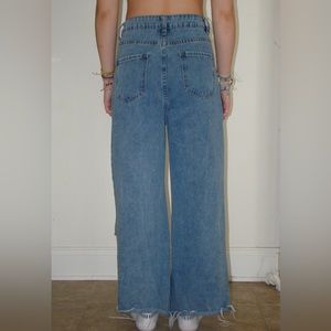 baggy boyfriend jeans with holes